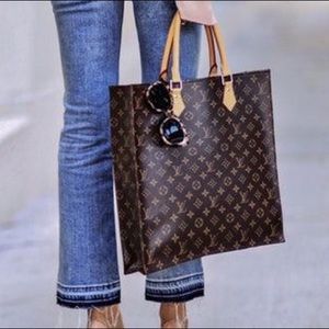 Louis Vuitton Vintage Monogram Sac Plat Bag